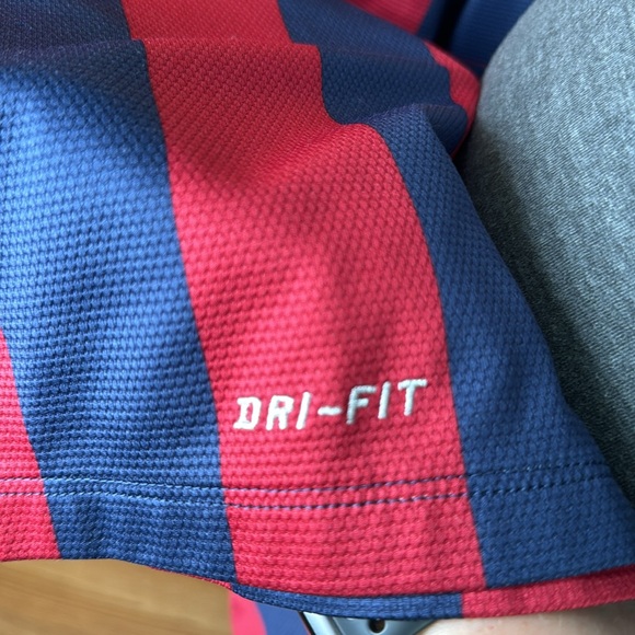 Authentic Barcelona (Spain 🇪🇸⚽️) Jersey Long Sleeves - Picture 8 of 8